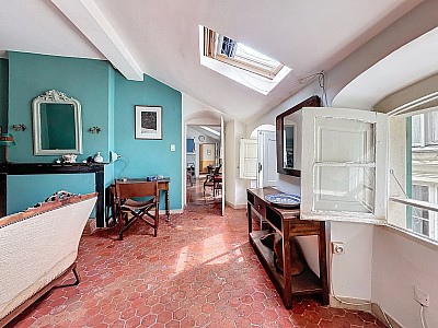 APPARTEMENT T2 A VENDRE - BASTIA - 82.03 m2 - 199 000 €