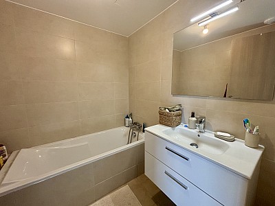 APPARTEMENT T4 A VENDRE - AJACCIO - 109.14 m2 - 480 000 €