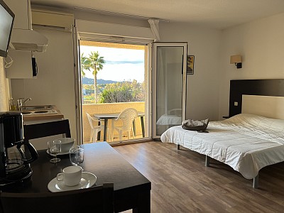 STUDIO A VENDRE - ST FLORENT - 23.34 m2 - 97 500 €