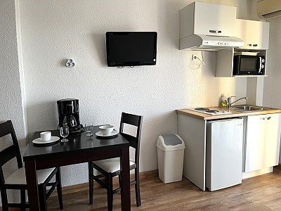 STUDIO A VENDRE - ST FLORENT - 23.34 m2 - 97 500 €