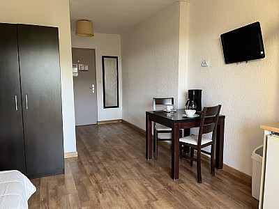STUDIO A VENDRE - ST FLORENT - 23.34 m2 - 97 500 €