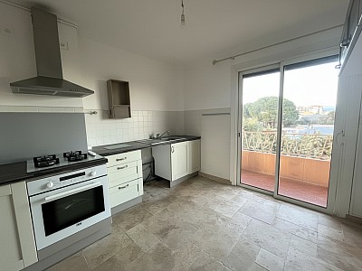 APPARTEMENT T4 A VENDRE - BORGO - 81 m2 - 170 000 €