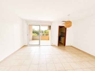 APPARTEMENT T2 A VENDRE - SANTA LUCIA DI MORIANI - 39 m2 - 135 000 €