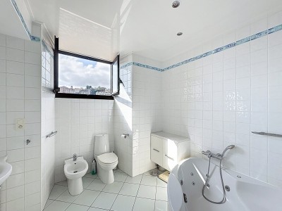 APPARTEMENT T5 A VENDRE - BASTIA vieux port - 124.28 m2 - 680 000 €