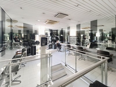 LOCAL COMMERCIAL A VENDRE - BASTIA - 80 m2 - 205 000 €