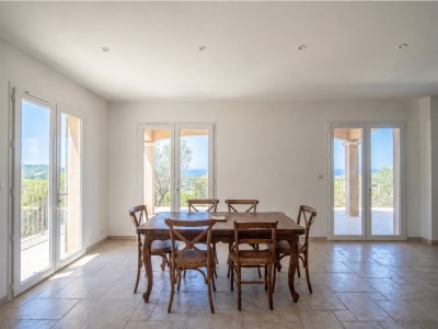 VILLA RECENTE A VENDRE - COTI CHIAVARI CALA D ORZU - 215 m2 - 1 250 000 €