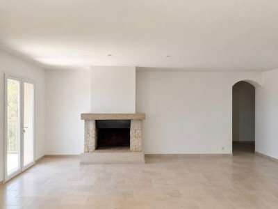 VILLA RECENTE A VENDRE - COTI CHIAVARI CALA D ORZU - 215 m2 - 1 250 000 €