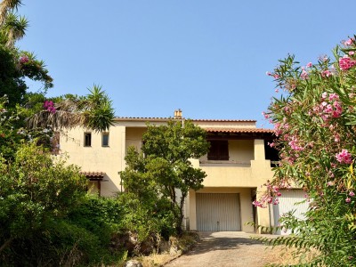 VILLA A RENOVER - VUE MER - RUPPIONE A VENDRE - PIETROSELLA RUPPIONE - 128 m2 - 490 000 €