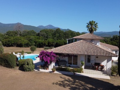 VILLA A VENDRE - GHISONACCIA - 167 m2 - 699 000 €
