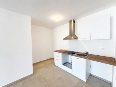 APPARTEMENT T3 A VENDRE - PENTA DI CASINCA - 68.4 m2 - 215 000 €