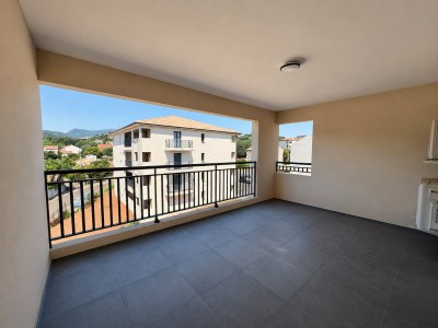 APPARTEMENT T3 A VENDRE - PENTA DI CASINCA - 68.4 m2 - 215 000 €