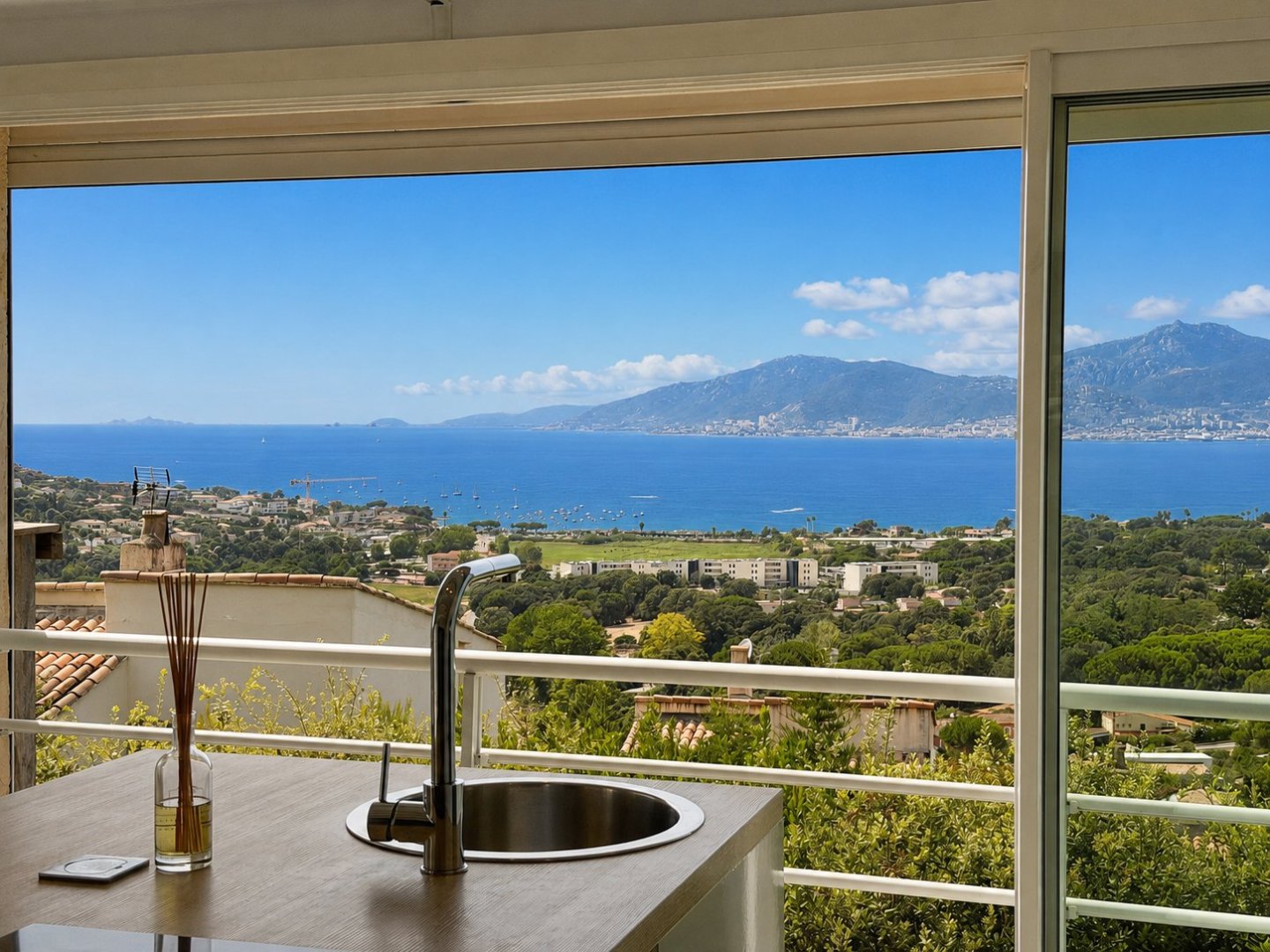 Maison 4 pièces - Vue panoramique mer A VENDRE - GROSSETO PRUGNA PORTICCIO - 83 m2 - 595 000 &euro;