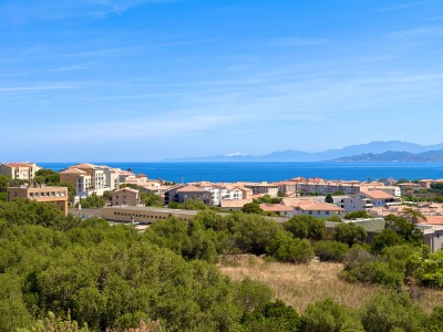 APPARTEMENT T2 A VENDRE - L ILE ROUSSE - 47 m2 - 285 000 €