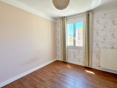 APPARTEMENT T3 A VENDRE - AJACCIO - 70.4 m2 - 242 000 €
