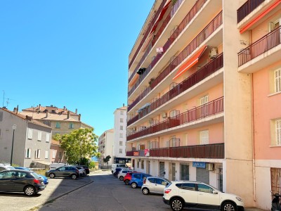 APPARTEMENT T3 A VENDRE - AJACCIO - 70.4 m2 - 242 000 €