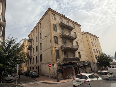 APPARTEMENT T3 A VENDRE - AJACCIO - 74.77 m2 - 240 000 €