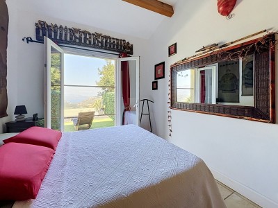VILLA A VENDRE - BARBAGGIO - 210 m2 - 750 000 €