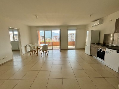 APPARTEMENT T4 A VENDRE - SARROLA CARCOPINO - 80 m2 - 239 000 €