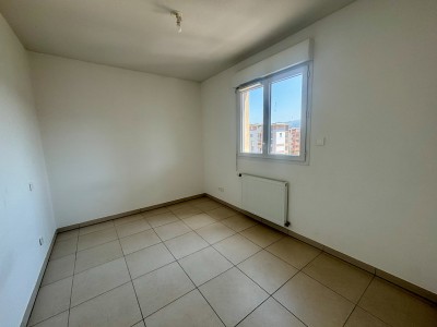 APPARTEMENT T4 A VENDRE - SARROLA CARCOPINO - 80 m2 - 239 000 €
