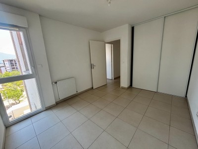 APPARTEMENT T4 A VENDRE - SARROLA CARCOPINO - 80 m2 - 239 000 €