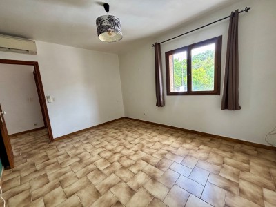 APPARTEMENT T4 A VENDRE - BASTELICACCIA - 96.25 m2 - 329 000 €
