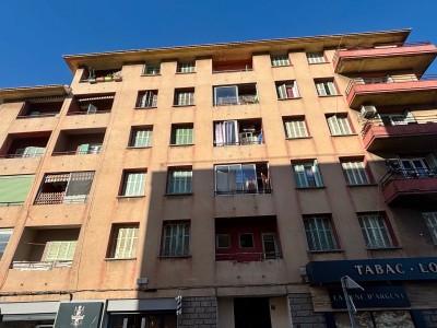 APPARTEMENT T3 A VENDRE - AJACCIO - 64 m2 - 109 000 €