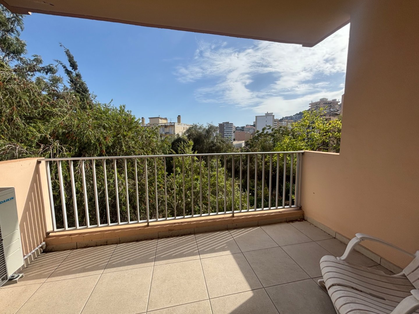APPARTEMENT T1 A VENDRE - AJACCIO - 32 m2 - 139 000 &euro;