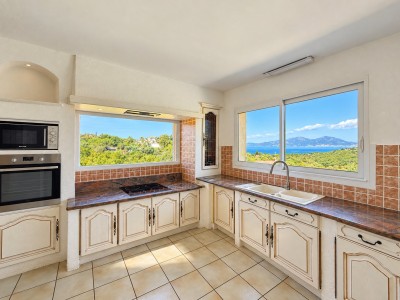 MAISON A VENDRE - COTI CHIAVARI PORTIGLIOLO - 98 m2 - 690 000 €