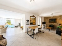 Villa de plain-pied - piscine - T2 indépendant A VENDRE - BASTELICACCIA - 155 m2 - 798 000 €