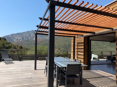 Villa contemporaine avec T2 et studio A VENDRE - AJACCIO route du Salario - 190 m2 - 955 000 €
