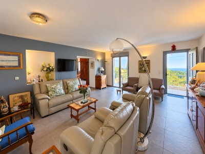 MAISON A VENDRE - CASTELLARE DI CASINCA - 149.47 m2 - 450 000 €