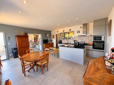 MAISON A VENDRE - CASTELLARE DI CASINCA - 149.47 m2 - 450 000 €