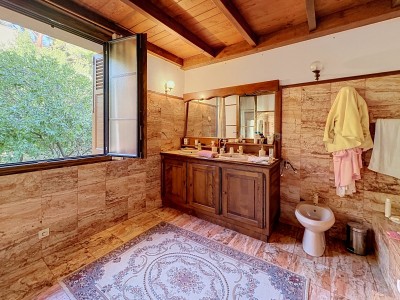 VILLA A VENDRE - SAN MARTINO DI LOTA - 175.29 m2 - 675 000 €