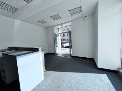 LOCAL COMMERCIAL A VENDRE - BASTIA - 33 m2 - 88 000 €