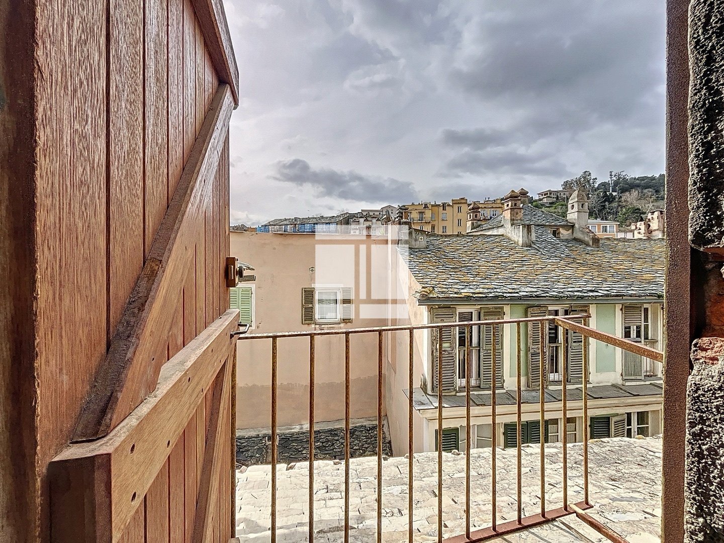 APPARTEMENT T2 A VENDRE - BASTIA - 82.03 m2 - 199 000 &euro;