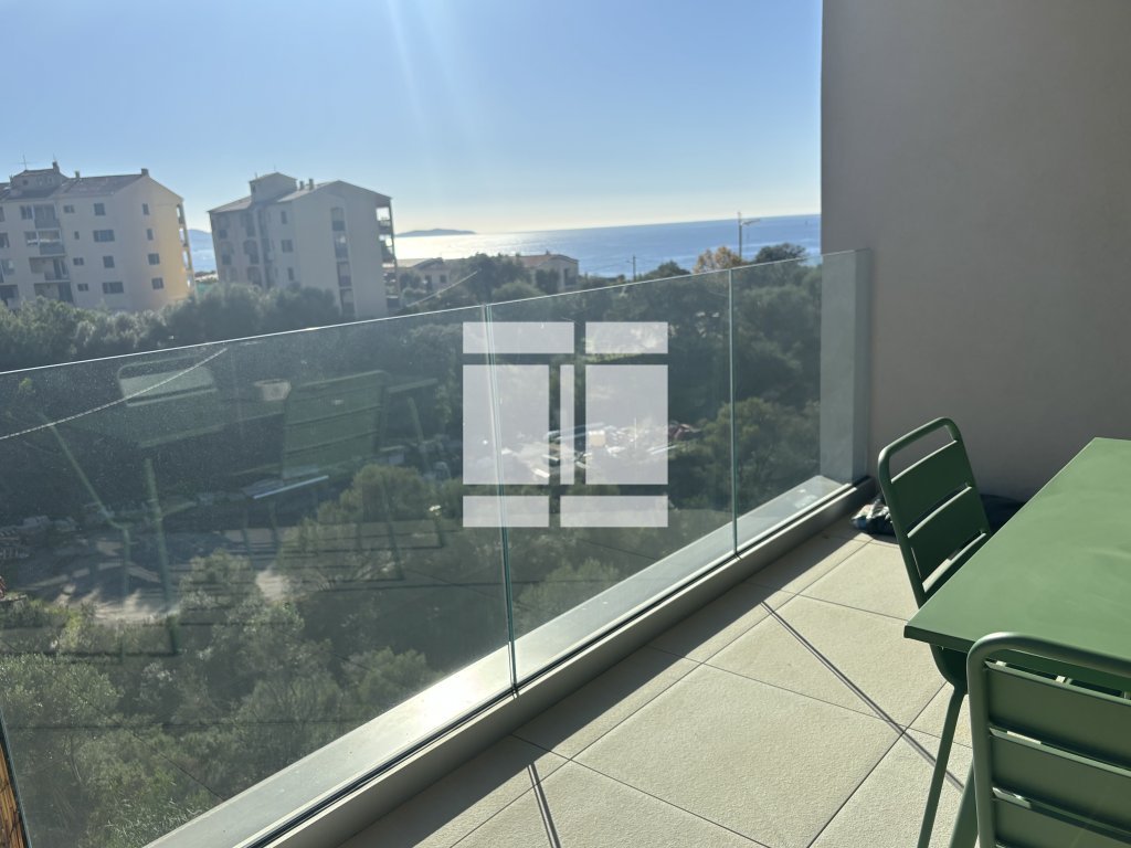 APPARTEMENT T4 A VENDRE - AJACCIO - 109.14 m2 - 480 000 &euro;