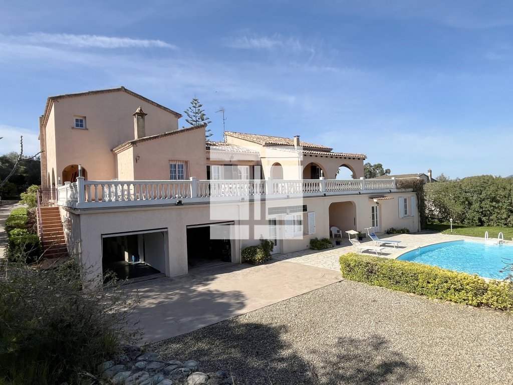 PROPRIETE A VENDRE - PORTICCIO - 515.82 m2 - 1 490 000 &euro;