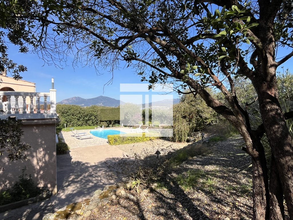 PROPRIETE A VENDRE - PORTICCIO - 515.82 m2 - 1 490 000 &euro;