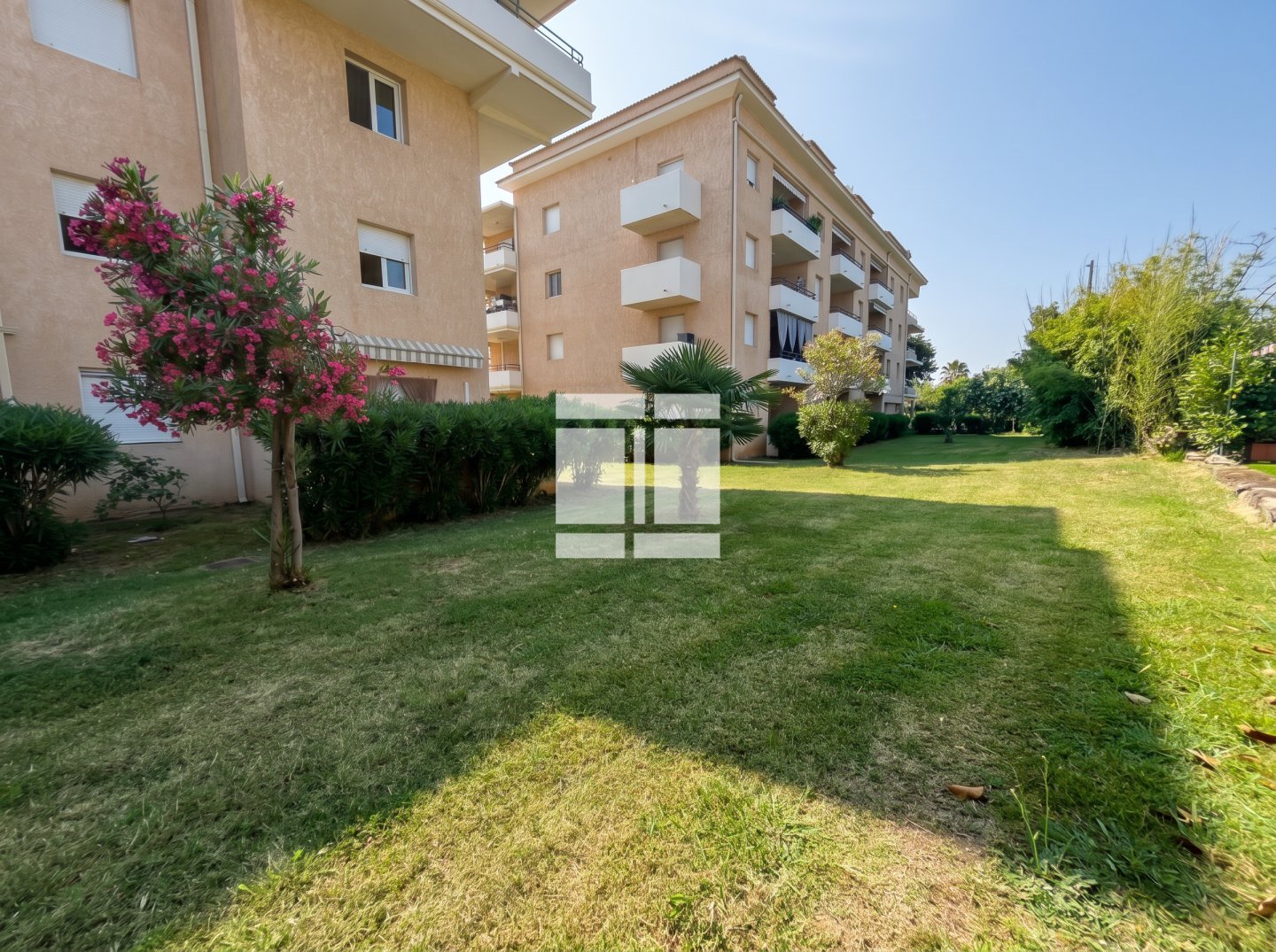 APPARTEMENT T2 A VENDRE - MORIANI PLAGE - 50.71 m2 - 143 000 &euro;
