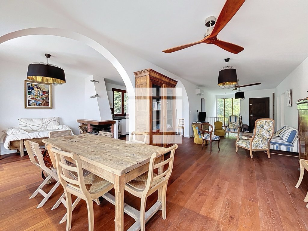 VILLA A VENDRE - SANTA MARIA DI LOTA - 200 m2 - 780 000 &euro;