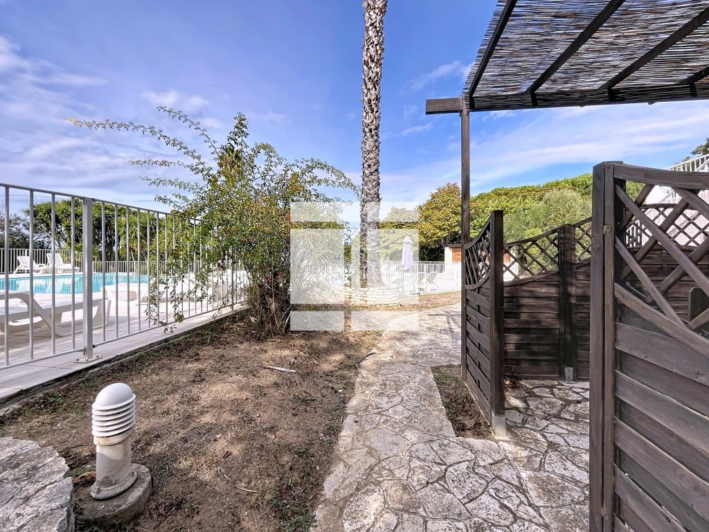 APPARTEMENT T2 A VENDRE - ST FLORENT - 27.68 m2 - 110 000 &euro;