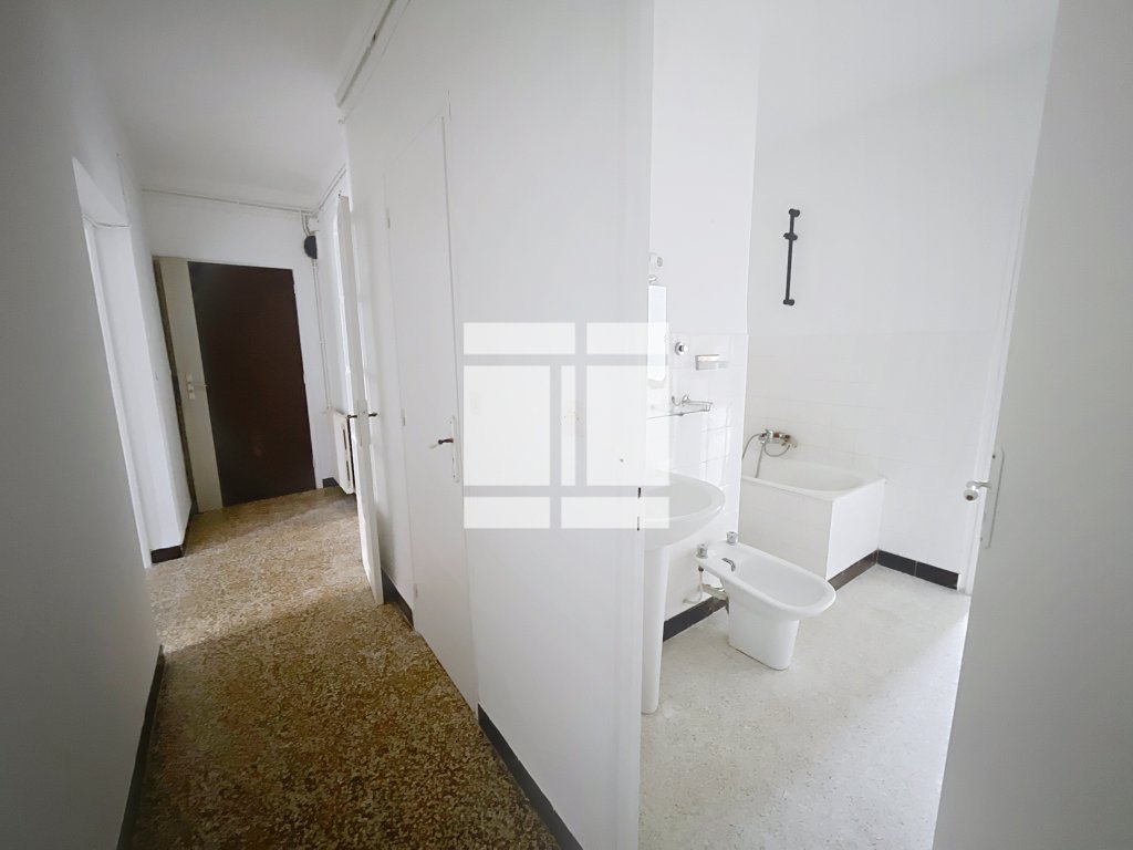 APPARTEMENT T3 A VENDRE - BASTIA - 66 m2 - 135 000 &euro;