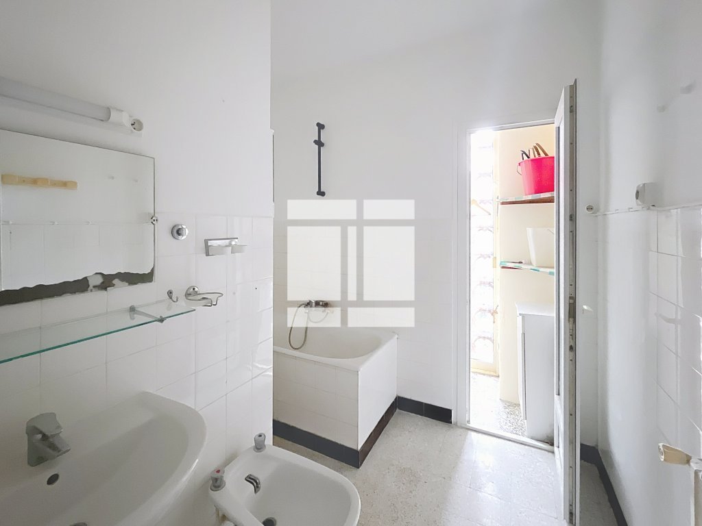 APPARTEMENT T3 A VENDRE - BASTIA - 66 m2 - 135 000 &euro;