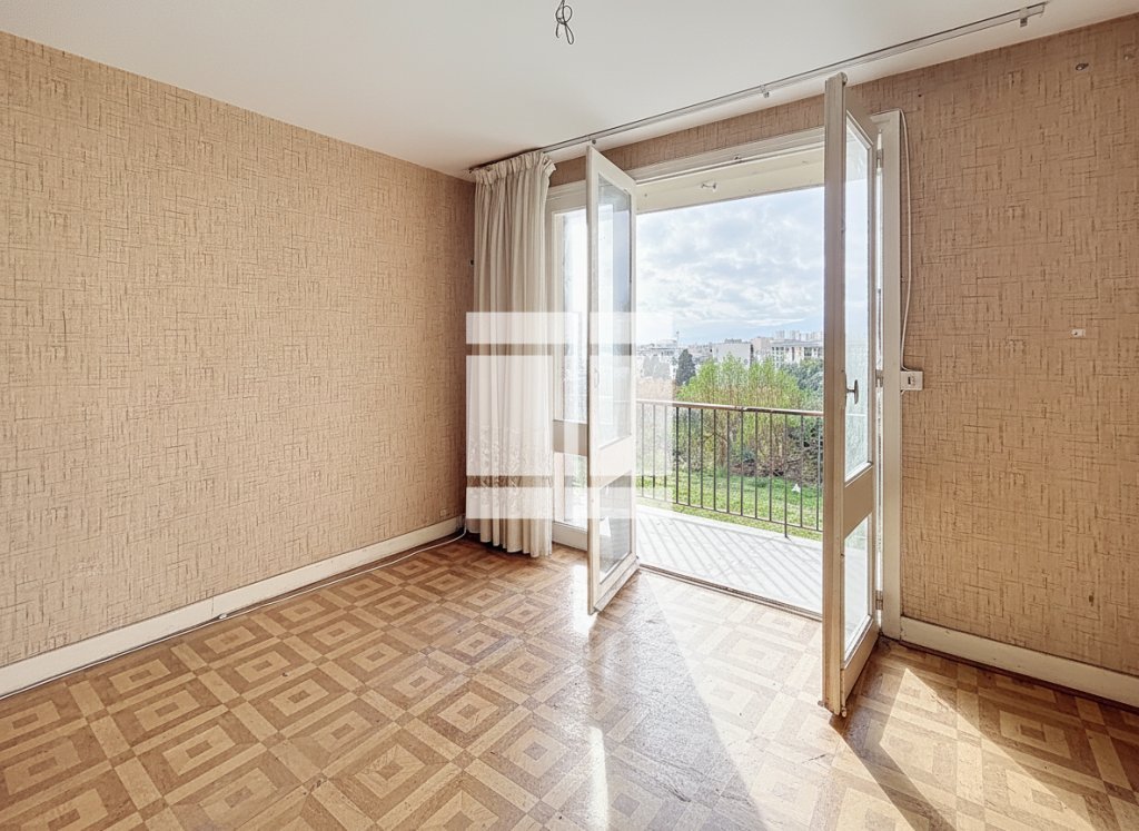 APPARTEMENT T3 A VENDRE - BASTIA - 63 m2 - 129 000 &euro;