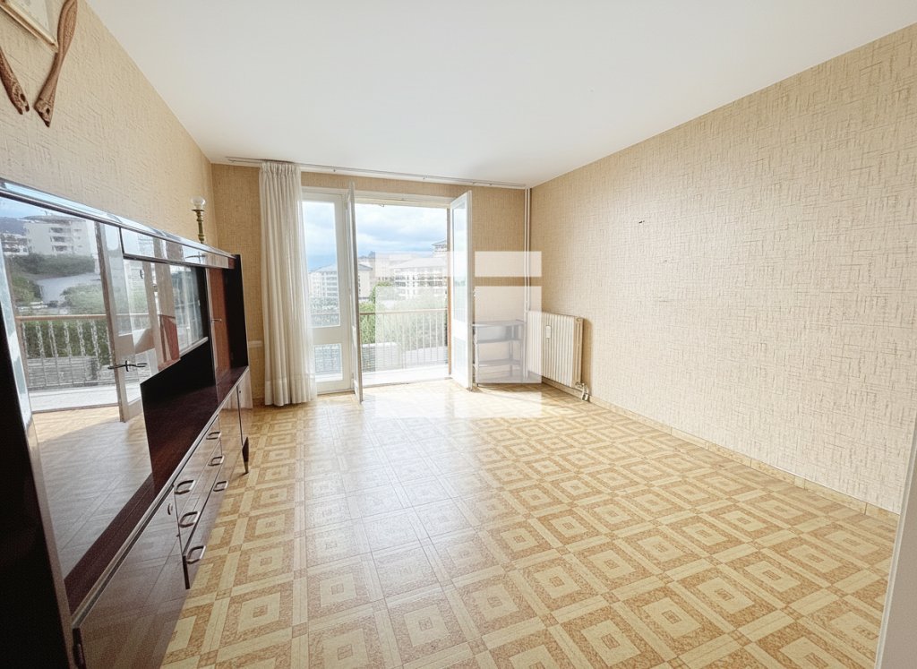 APPARTEMENT T3 A VENDRE - BASTIA - 63 m2 - 129 000 &euro;