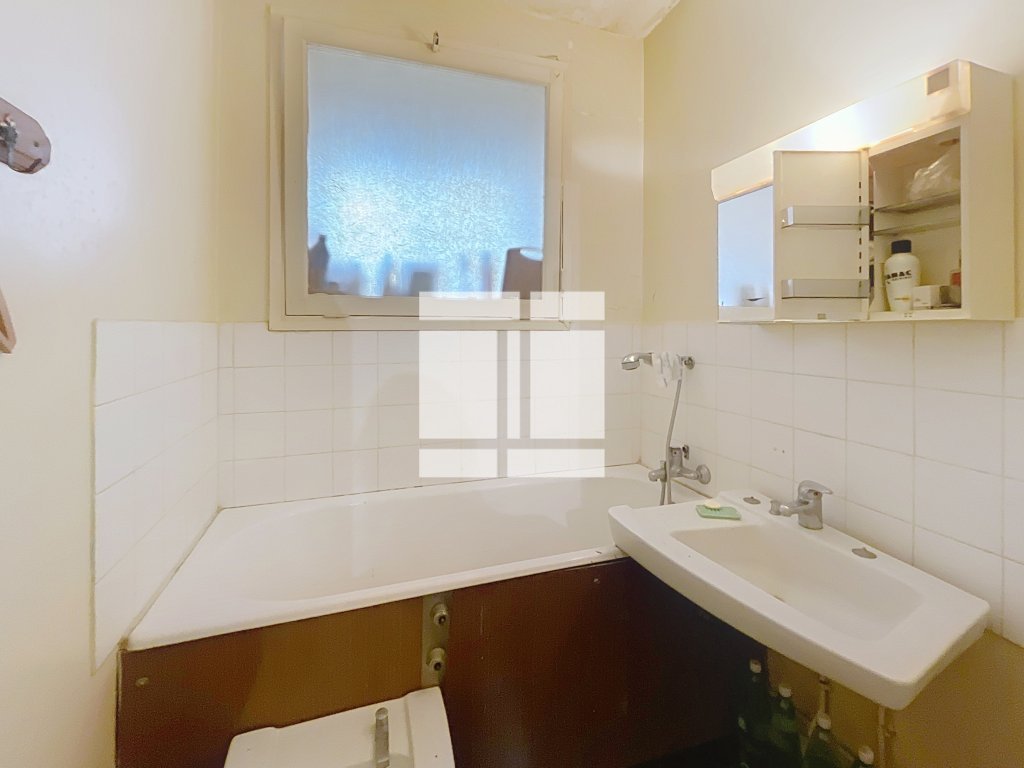 APPARTEMENT T3 A VENDRE - BASTIA - 63 m2 - 129 000 &euro;
