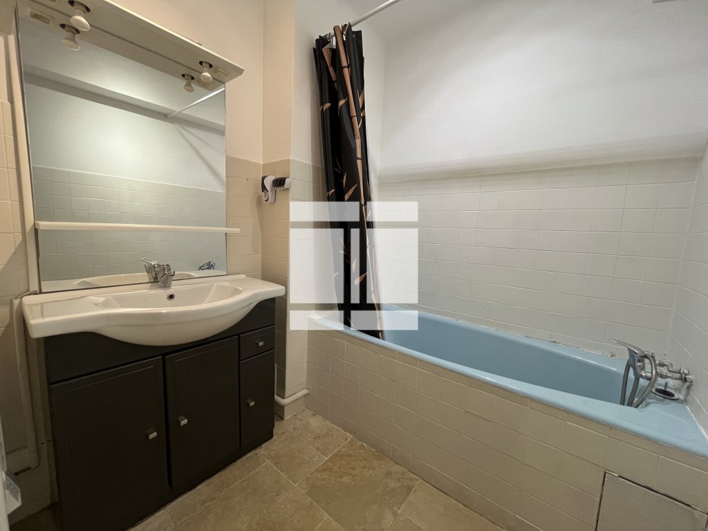 APPARTEMENT T4 A VENDRE - BORGO - 81 m2 - 170 000 &euro;
