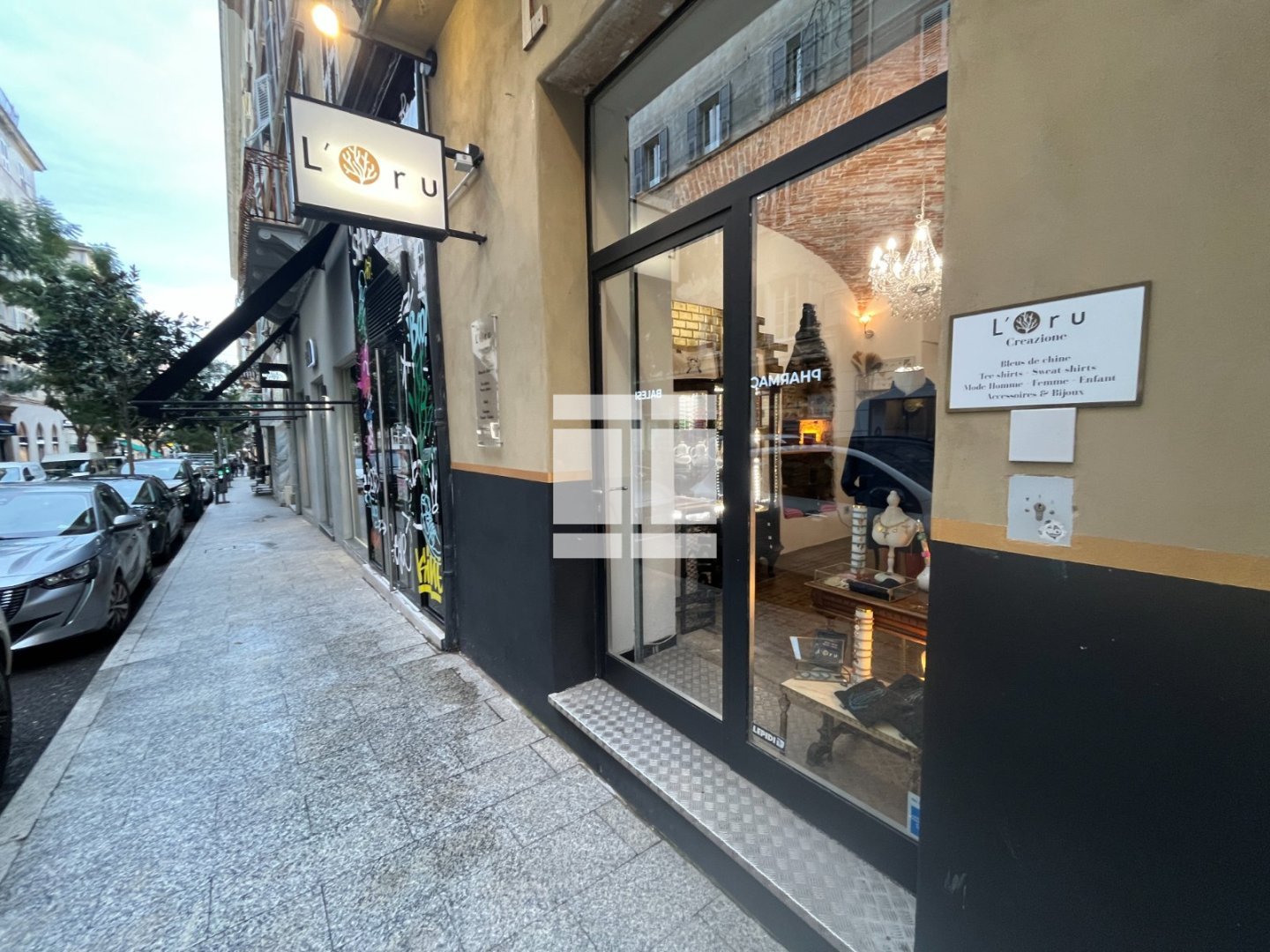 FONDS DE COMMERCE A CEDER - HABILLEMENT - TEXTILE - BASTIA - 70 000 &euro;