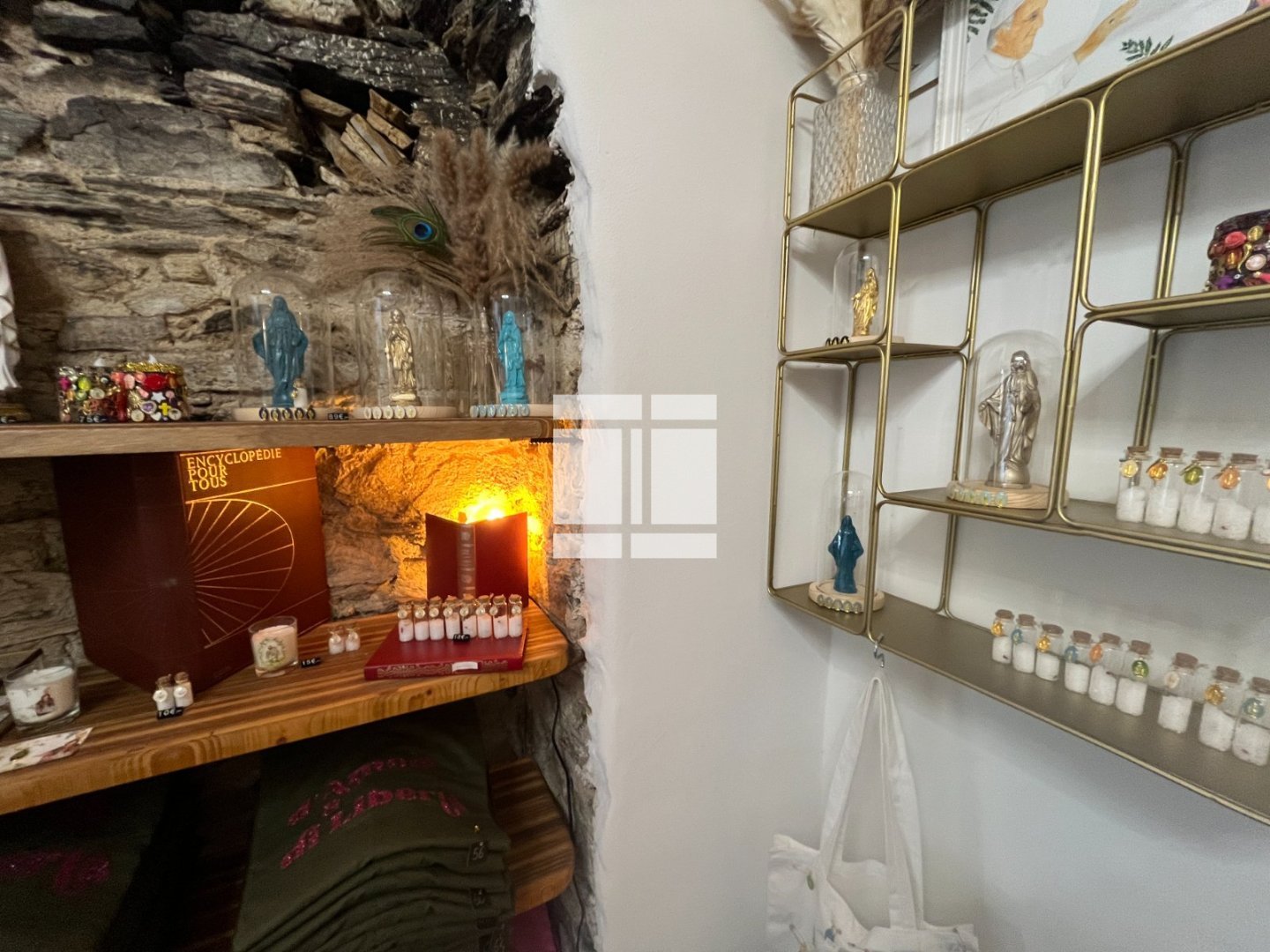 FONDS DE COMMERCE A CEDER - HABILLEMENT - TEXTILE - BASTIA - 70 000 &euro;