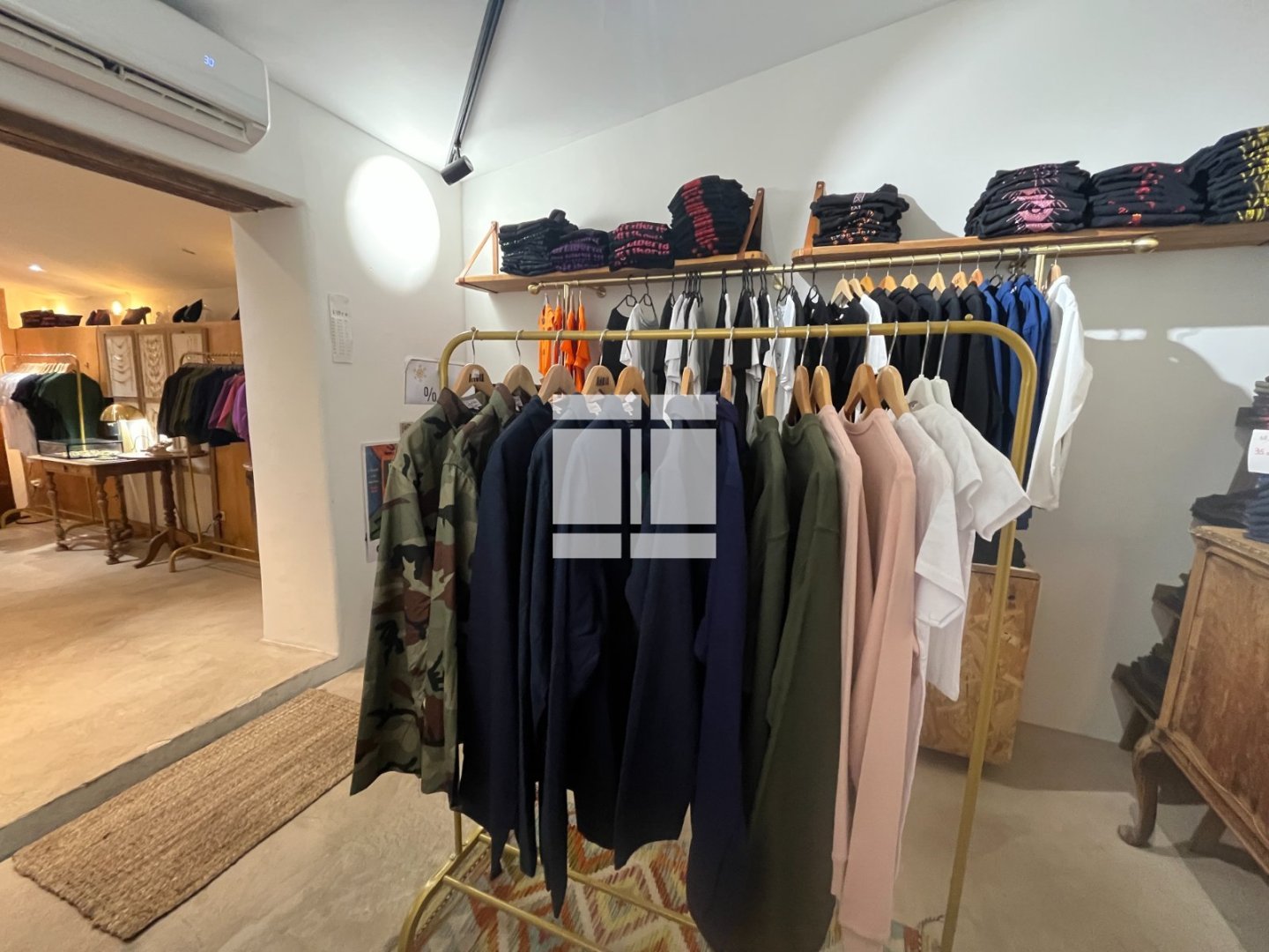 FONDS DE COMMERCE A CEDER - HABILLEMENT - TEXTILE - BASTIA - 70 000 &euro;